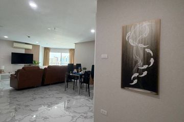 2 Bedroom Condo for sale in Belle Grand Rama 9, Huai Khwang, Bangkok near MRT Phra Ram 9