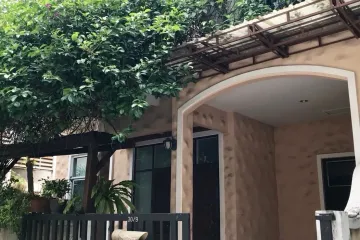 3 Bedroom House for rent in Nana Compound, Lumpini, Bangkok near BTS Nana