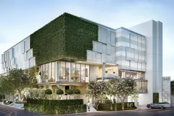 Commercial for sale in 949 Neighborhood, Khlong Tan Nuea, Bangkok