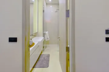 1 Bedroom Condo for sale in Wyndham Garden Residence, Phra Khanong, Bangkok near BTS Ekkamai