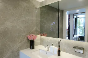 1 Bedroom Condo for sale in SOHO Bangkok Ratchada, Huai Khwang, Bangkok near MRT Huai Khwang