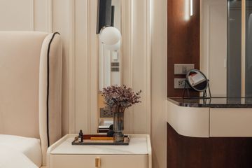 1 Bedroom Condo for sale in Hennessy Residence, Karon, Phuket