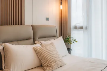 2 Bedroom Condo for sale in Sapphire Luxurious Condominium Rama 3, Bang Phong Pang, Bangkok