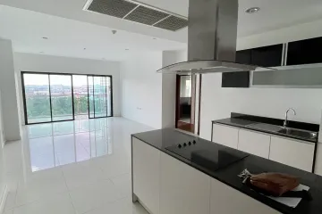 2 Bedroom Condo for sale in The Axis, Nong Prue, Chonburi
