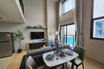 1 Bedroom Condo for sale in Na Reva Charoennakhon, Samre, Bangkok near BTS Krung Thon Buri