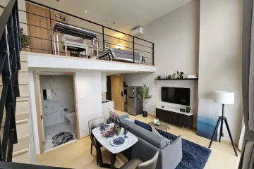 1 Bedroom Condo for sale in Na Reva Charoennakhon, Samre, Bangkok near BTS Krung Thon Buri