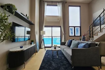 1 Bedroom Condo for sale in Na Reva Charoennakhon, Samre, Bangkok near BTS Krung Thon Buri