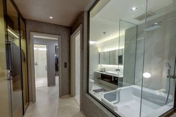 2 Bedroom Condo for sale in The Room Sukhumvit 38, Phra Khanong, Bangkok near BTS Thong Lo