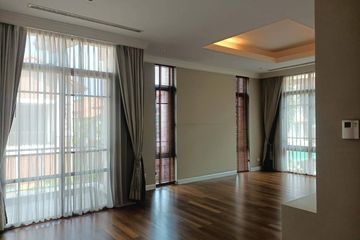 3 Bedroom House for rent in Phra Khanong, Bangkok near BTS Phra Khanong