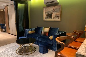 2 Bedroom Condo for sale in Silom, Bangkok near BTS Chong Nonsi