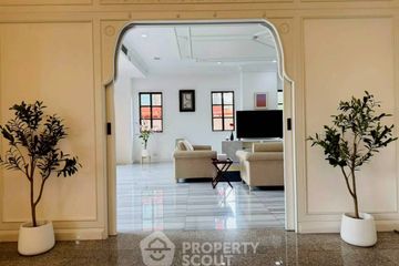 4 Bedroom Apartment for rent in Charan Tower, Khlong Tan Nuea, Bangkok near BTS Phrom Phong