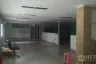 Commercial for rent in Khlong Tan Nuea, Bangkok