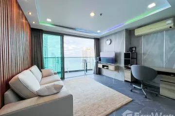 1 Bedroom Condo for sale in Wong Amat Tower, Na Kluea, Chonburi