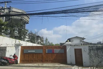 House for rent in Bang Na, Bangkok near BTS Udom Suk