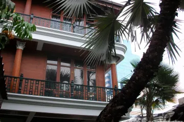 3 Bedroom House for rent in Phra Khanong, Bangkok near BTS Phra Khanong