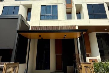 3 Bedroom Townhouse for rent in DEMI Sathu 49, Bang Phong Pang, Bangkok