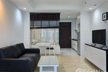 Condo for rent in The Rajdamri, Pathum Wan, Bangkok near BTS Ratchadamri