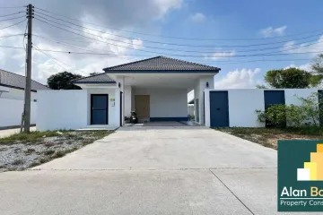3 Bedroom House for sale in Pong, Chonburi