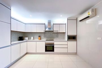 3 Bedroom Condo for rent in Kallista Mansion, Khlong Toei Nuea, Bangkok near BTS Nana