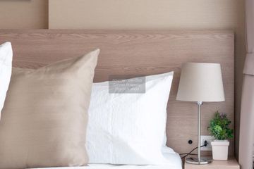 1 Bedroom Condo for rent in The Saint Residences, Chom Phon, Bangkok near MRT Phahon Yothin