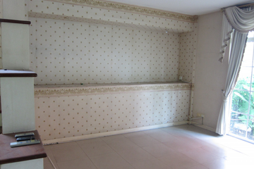 4 Bedroom House for sale in Prachathipat, Pathum Thani
