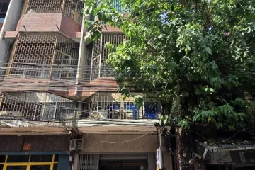 4 Bedroom Commercial for rent in Chakkrawat, Bangkok near MRT Wat Mangkon