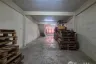 4 Bedroom Commercial for rent in Chakkrawat, Bangkok near MRT Wat Mangkon