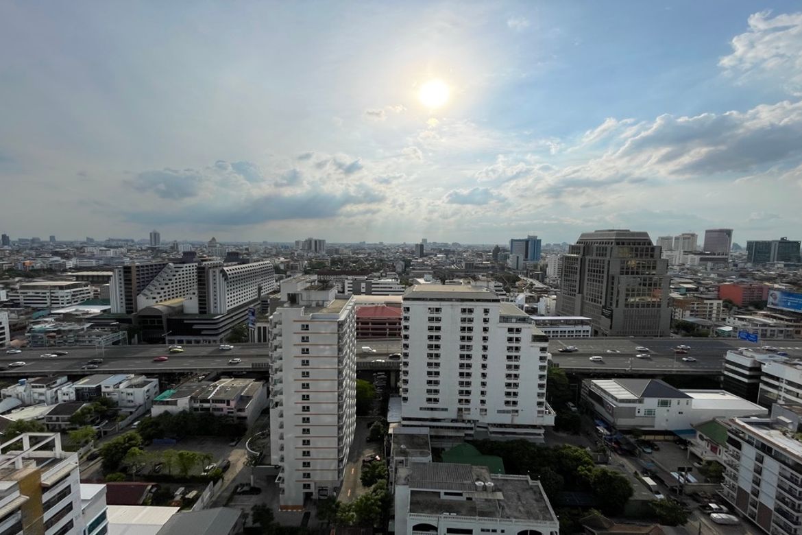 Pathum Wan, Bangkok - Photo 2