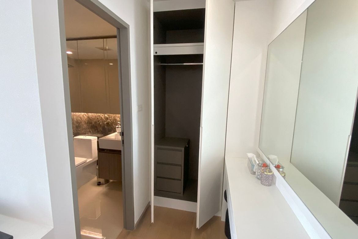 Watthana, Bangkok - Photo 2