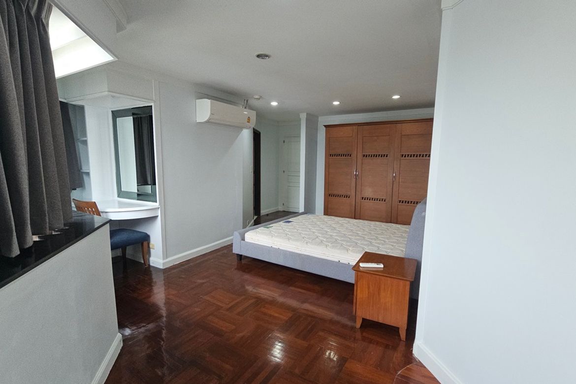 Khlong Toei, Bangkok - Photo 2