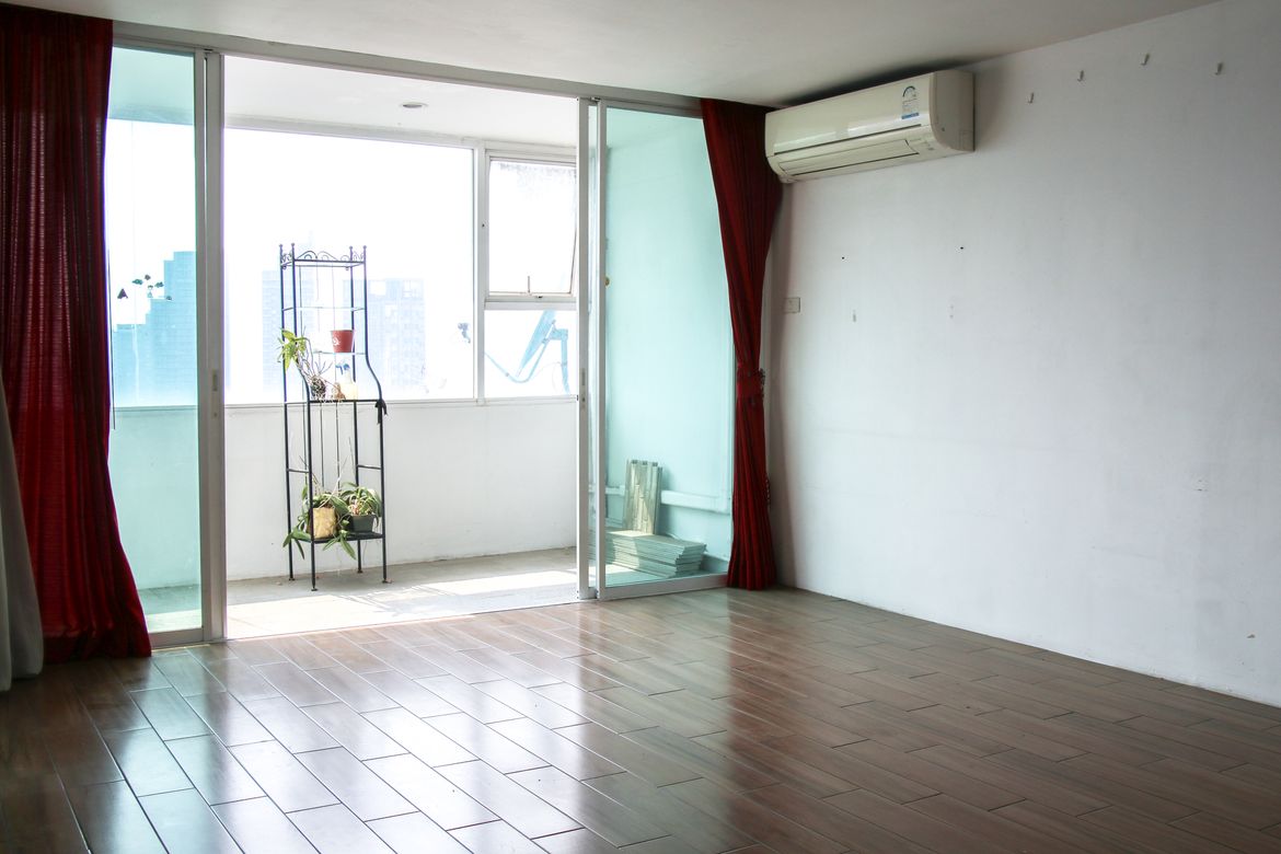 Watthana, Bangkok - Photo 2