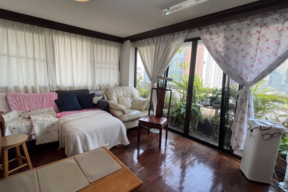 Watthana, Bangkok - Photo 3