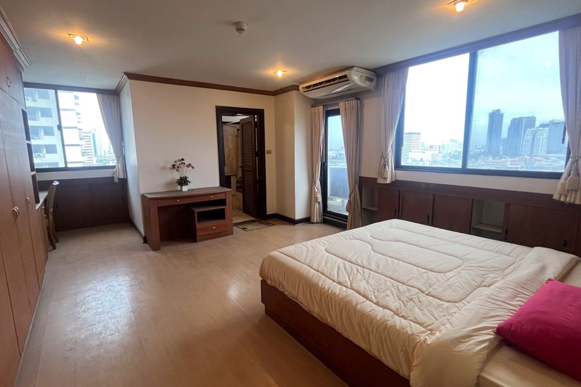 Watthana, Bangkok - Photo 2