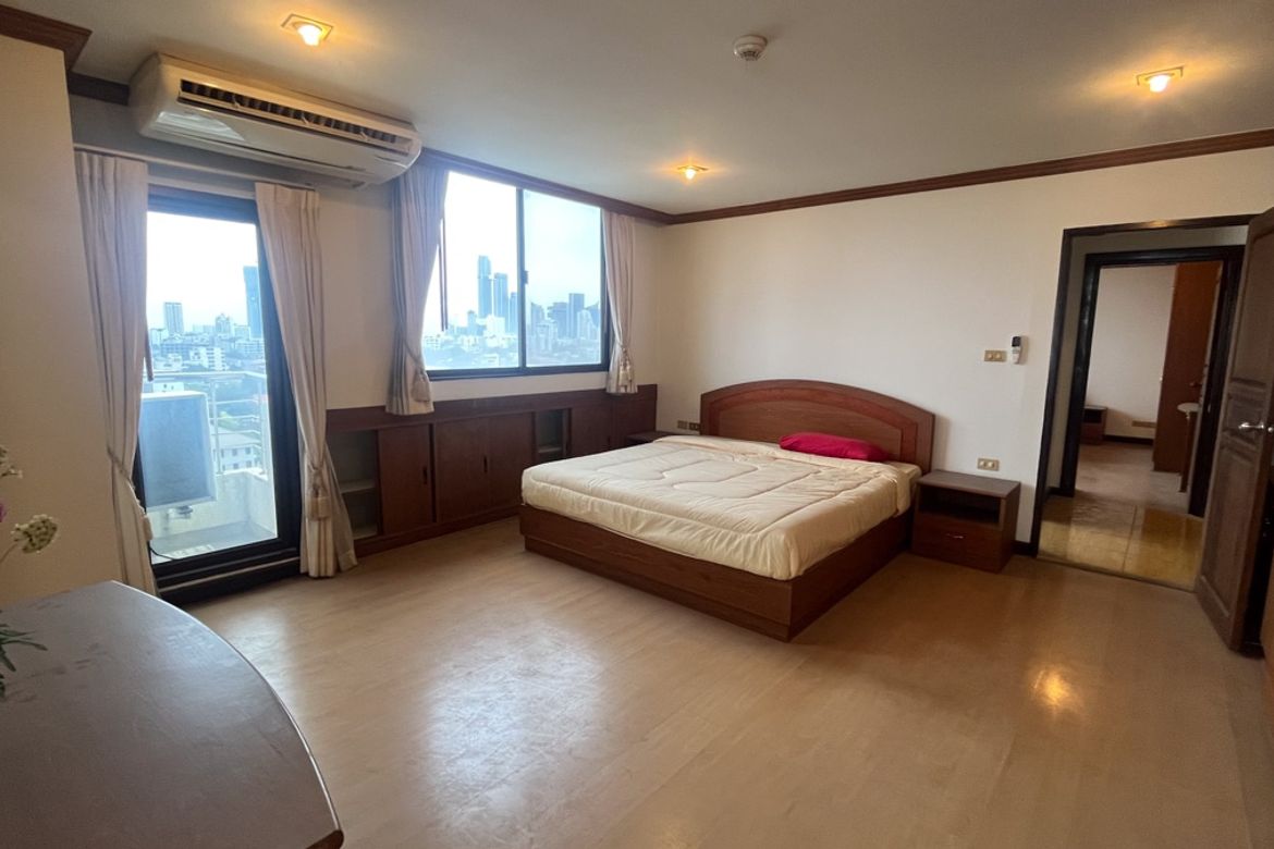 Watthana, Bangkok - Photo 3