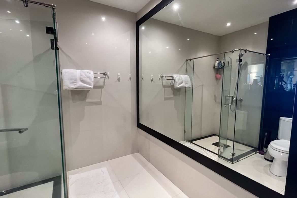 Pathum Wan, Bangkok - Photo 3