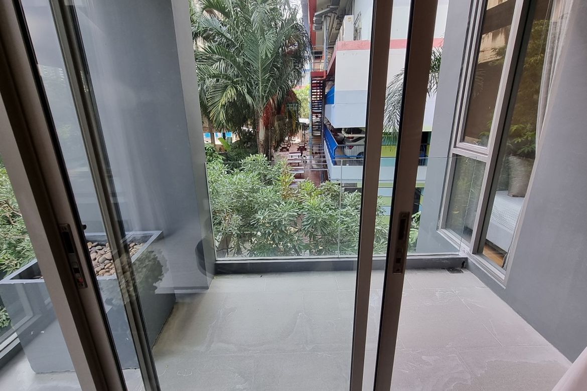 Watthana, Bangkok - Photo 3