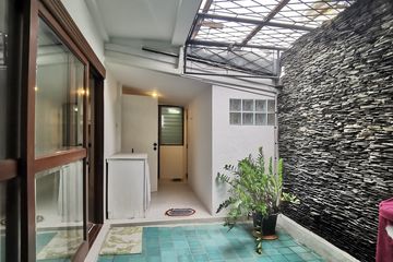 3 Bedroom House for sale in Khlong Toei Nuea, Bangkok near MRT Sukhumvit