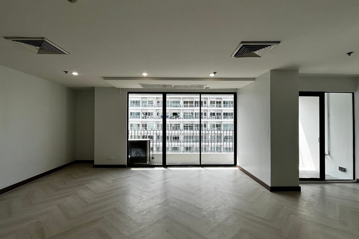 Watthana, Bangkok - Photo 3