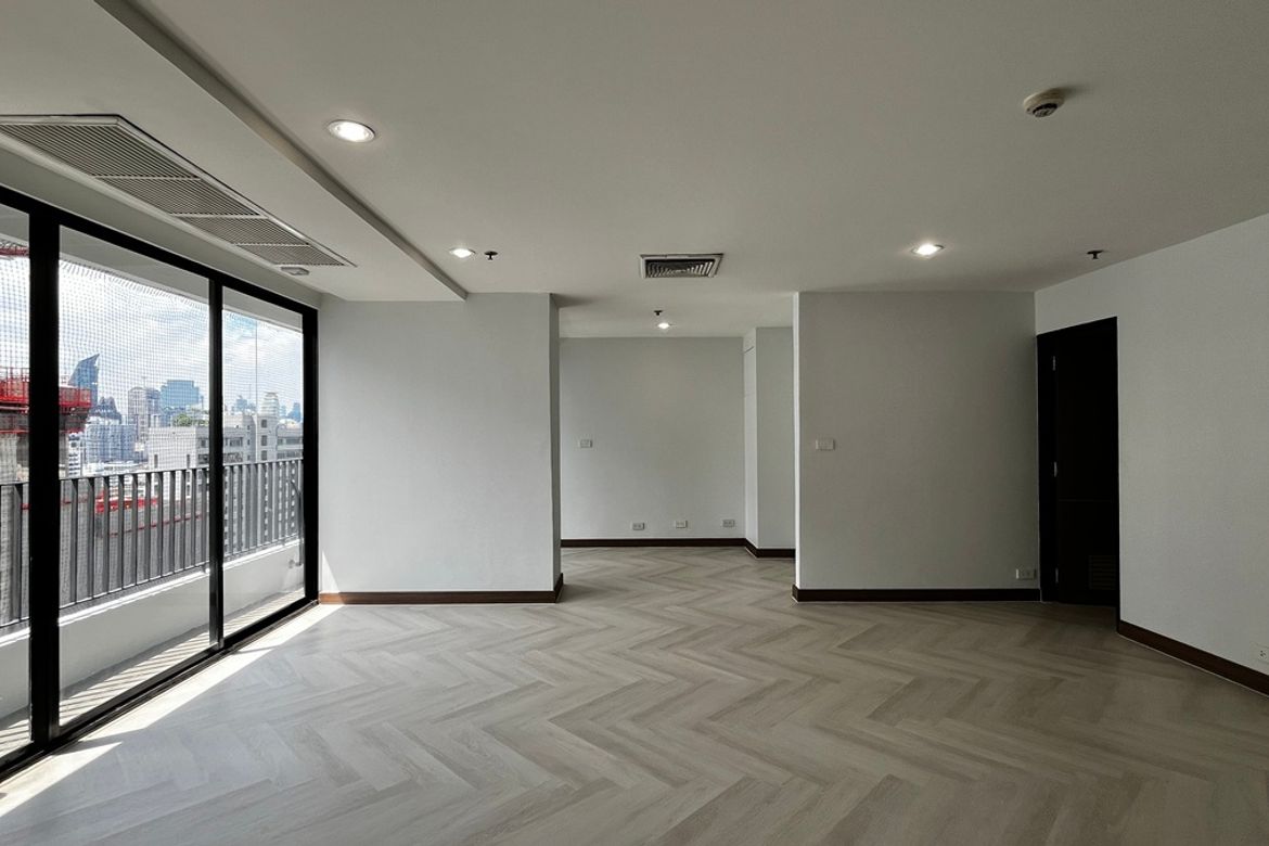 Watthana, Bangkok - Photo 2