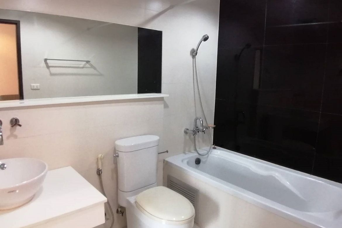 Khlong Toei, Bangkok - Photo 2