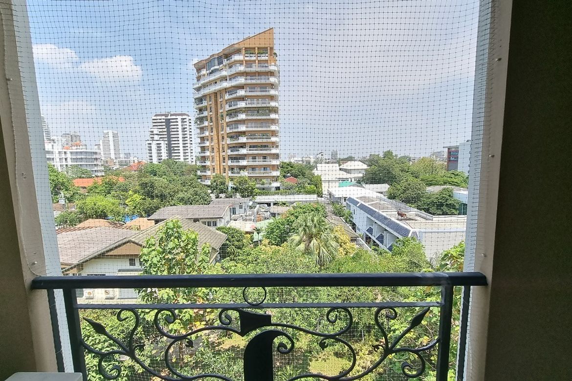 Watthana, Bangkok - Photo 2