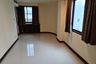 2 Bedroom Condo for sale in Baan Suksan, Khlong Toei Nuea, Bangkok near MRT Phetchaburi