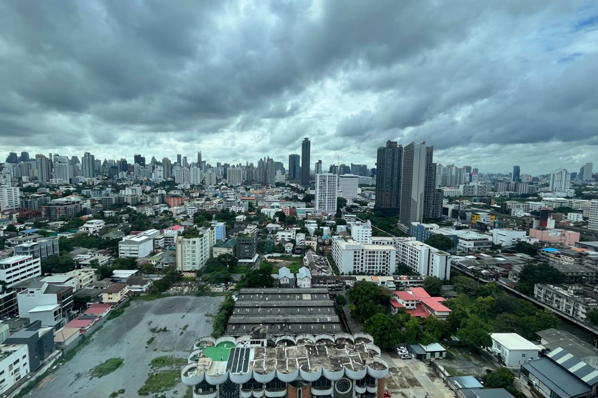 Watthana, Bangkok - Photo 2