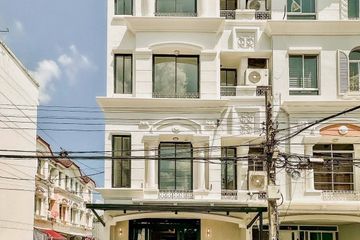 4 Bedroom Townhouse for sale in Phlapphla, Bangkok near MRT Lat Phrao 83