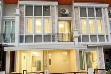 3 Bedroom Townhouse for sale in Khlong Thanon, Bangkok