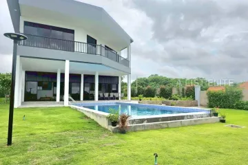 5 Bedroom House for sale in View Talay 1, Nong Prue, Chonburi