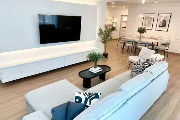 3 Bedroom Condo for rent in Lumpini, Bangkok near BTS Ratchadamri