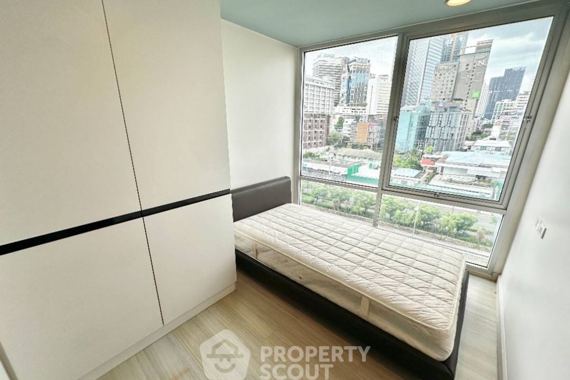 Pathum Wan, Bangkok - Photo 2