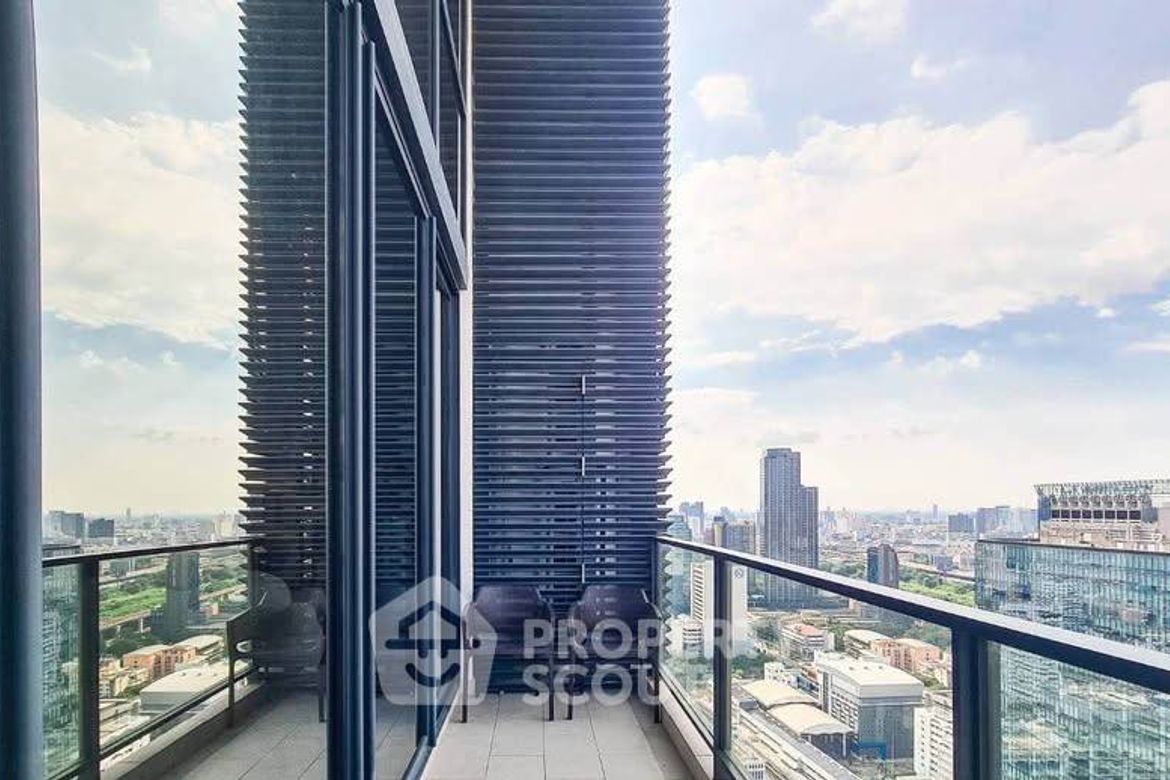 Watthana, Bangkok - Photo 3