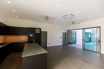 3 Bedroom Villa for sale in Rawai, Phuket